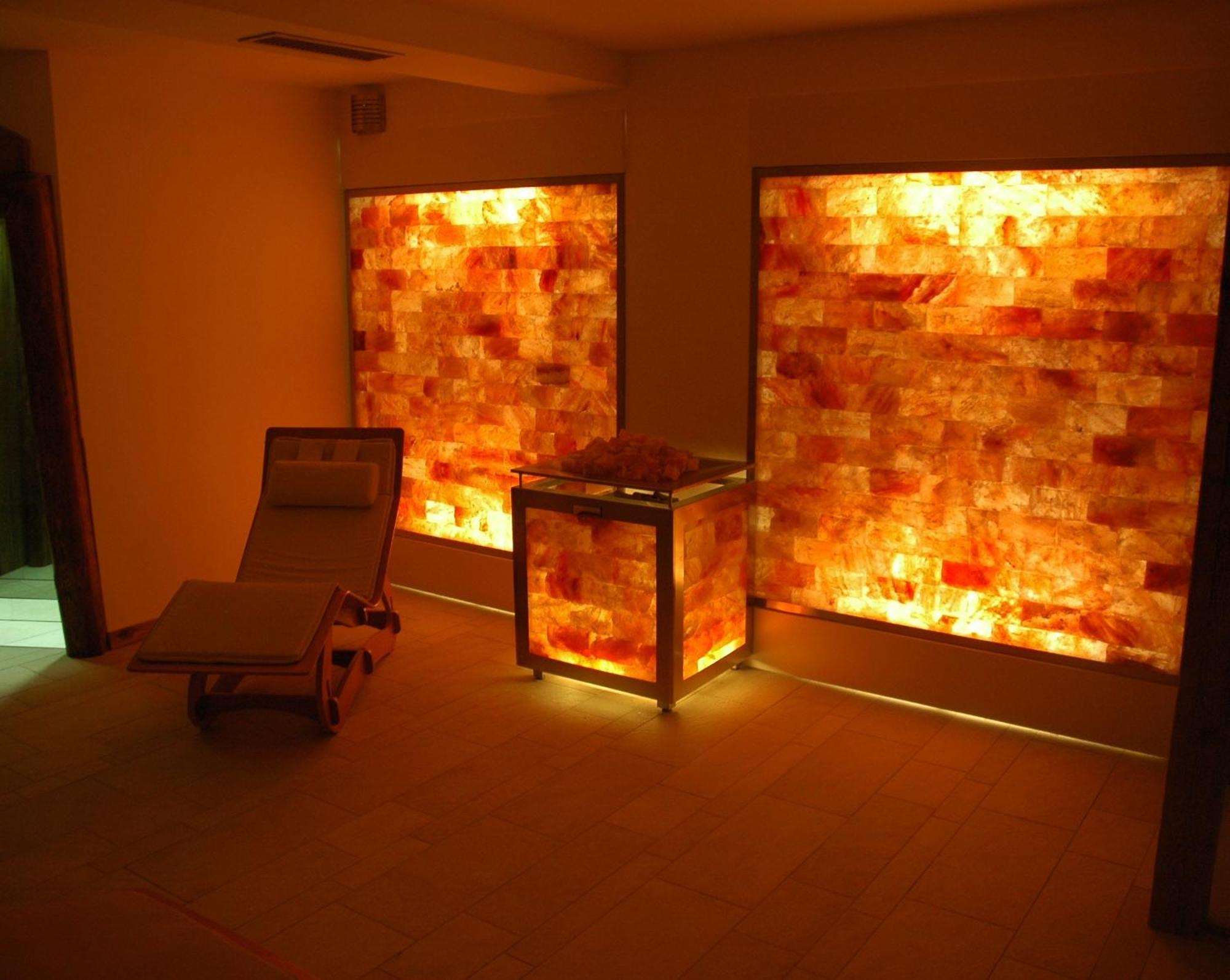 Carlo Magno Hotel Spa Resort มาดอนนาดีกัมปิโญ ภายนอก รูปภาพ